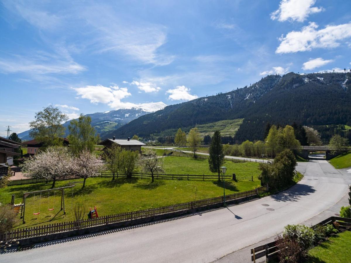 Modern Apartment Near Ski Area In M Hlbach Dorf  Екстериор снимка